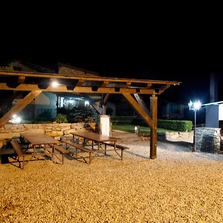 Cal Ponsa D'arfa شقة